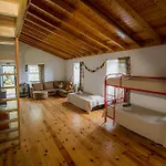 Guest house Caldeira *